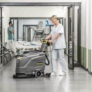 Karcher BD 43/25 C Bp Scrubber Dryer - FP482 - 3