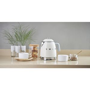 Smeg Mini Kettle Cream KLF05CRUK - CU151 - 3