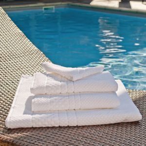 Mitre Heritage Chequers Hand Towel - GW301  - 1