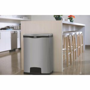 Rubbermaid Slim Jim Front Step on Pedal Bin Stainless Steel 90Ltr - GE939 - 3