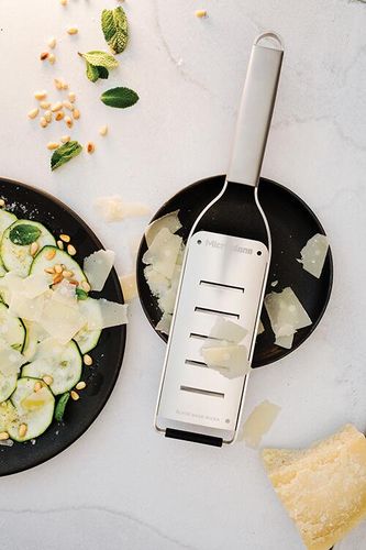 Microplane Professional Series Wide Blade Grater - 186644 - 2