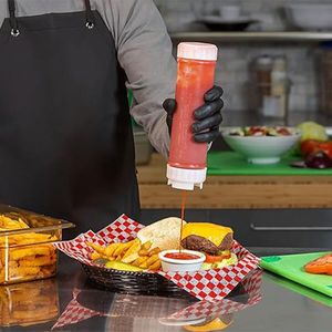 San Jamar Ez-Kleen® 24oz Sauce Bottle with Yellow Valve - 3