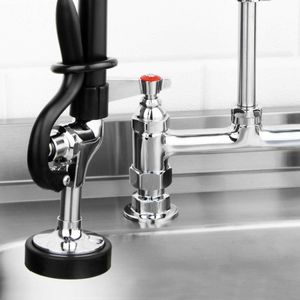 Vogue Pedestal Pre Rinse Spray - CE985 - 3