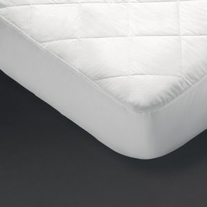Mitre Essentials Crown Mattress Protector Small Double - GT755  - 1
