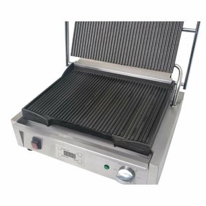 Buffalo Large Ribbed Contact Grill - FC380 - 3