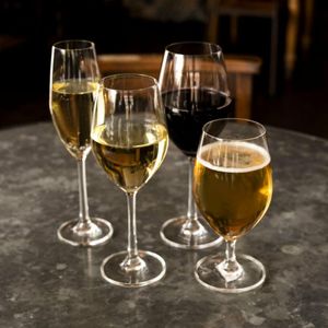 Olympia Cordoba Wine Glasses 420ml (Pack of 6) - FB552 - 3
