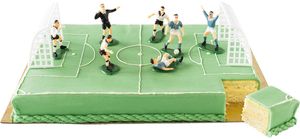 Football Cake Decoration Set, 6 Players + Referee + 2 Goals - 910296 - 1