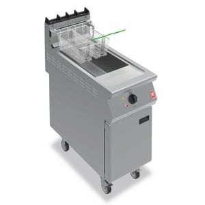 Falcon F900 F900 Single Tank Twin Basket Free Standing Propane Gas Filtration Fryer on Castors G9341F - GR470-P - 1