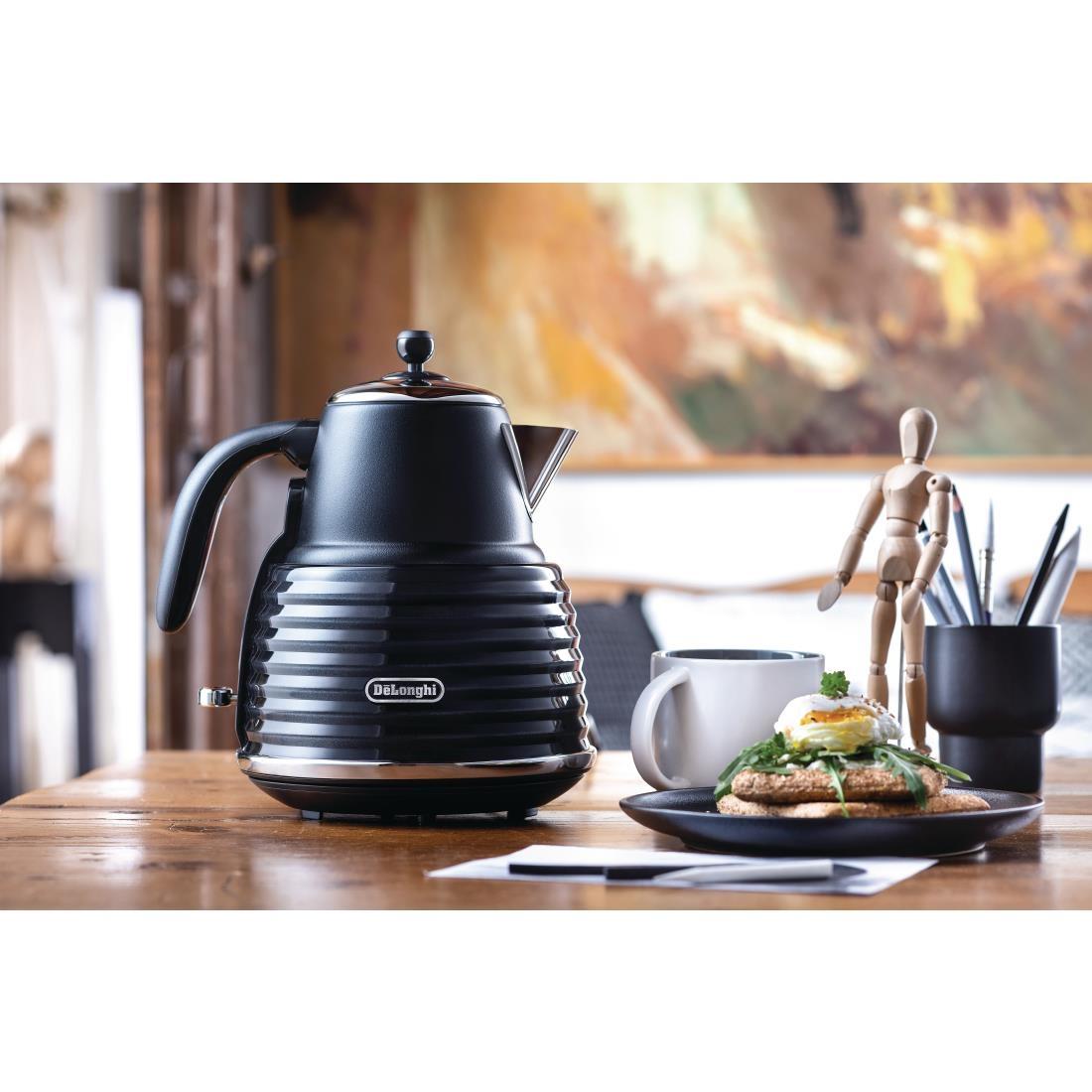 Delonghi Scultura Black Kettle Delonghi Delonghi Scultura