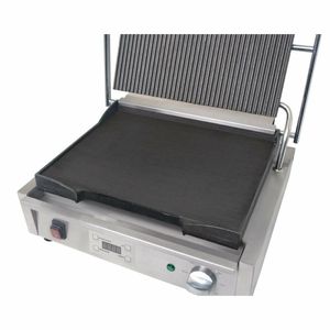 Buffalo Large Ribbed Top Contact Grill - FC382 - 3