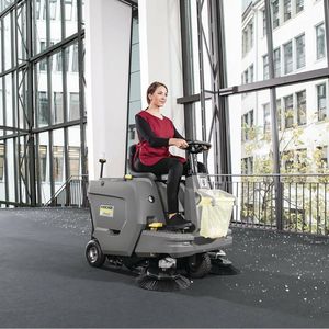 Karcher KM 85/50 R Bp Sweeper - FP481 - 3