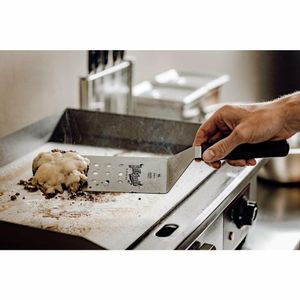 Mercer Culinary Hells Handle Heat Resistant Perforated Turner - GG732 - 3