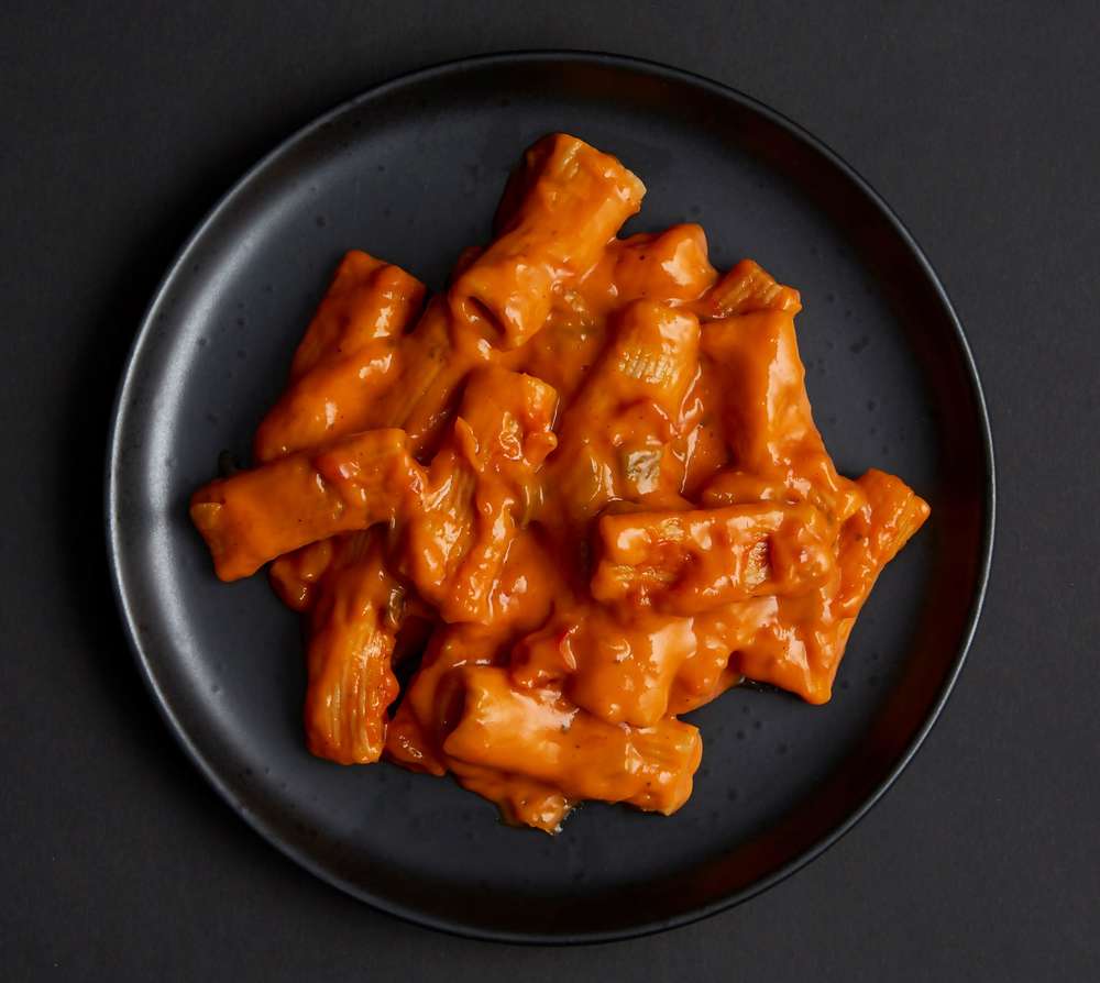 Plain packaged Ready to Eat Meal Spicy Vegetable Rigatoni