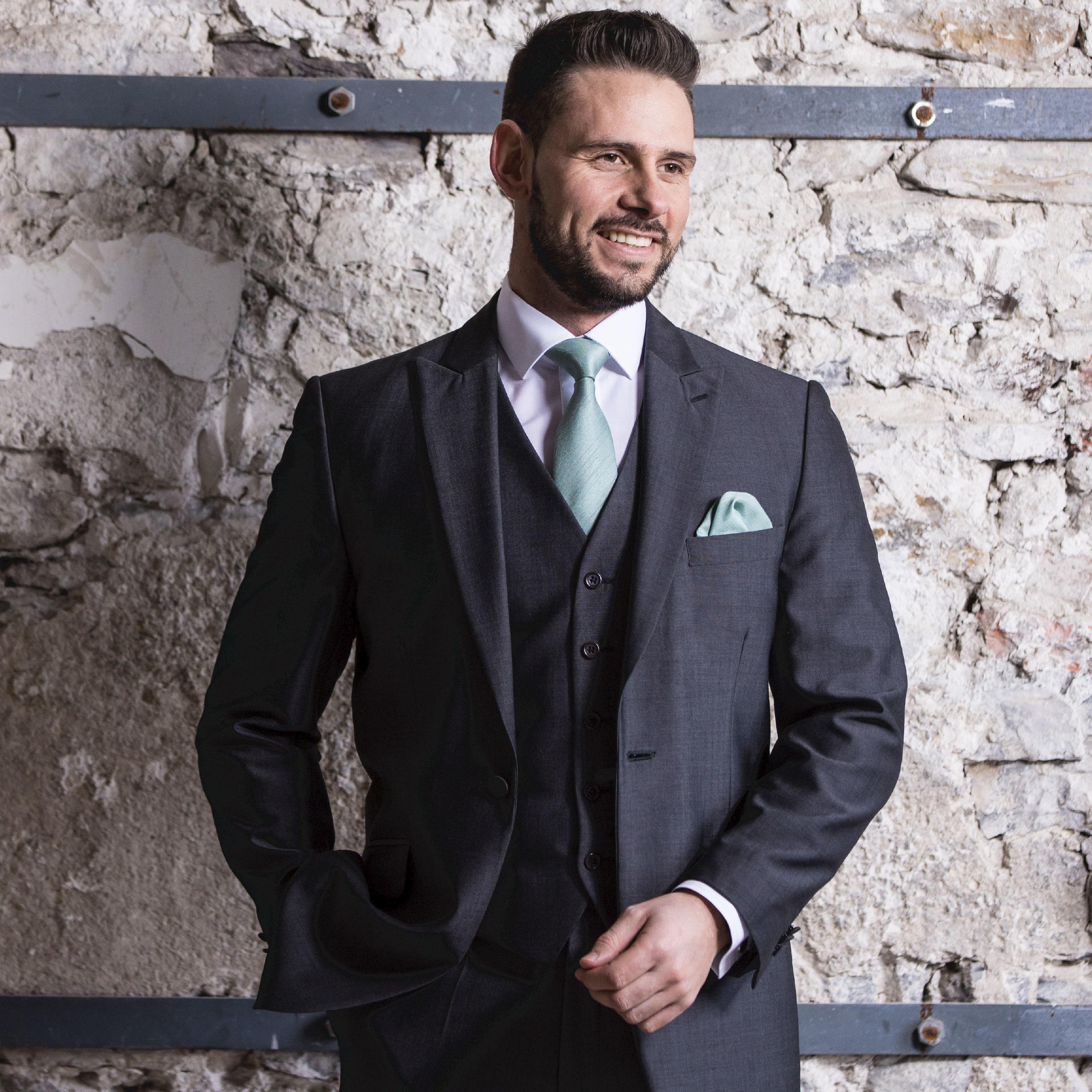 Men & Boy's Lightweight Wedding Suit | Available to Hire or Buy ...