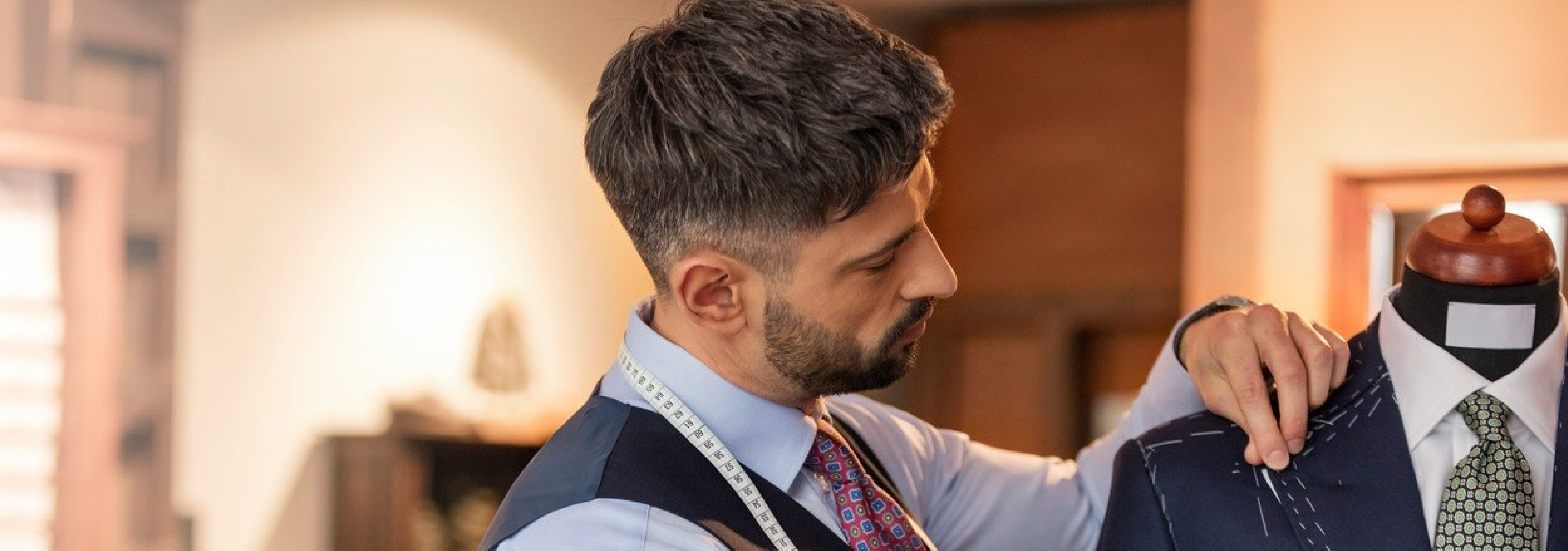 IN-STORE TAILORING SERVICE AVAILABLE