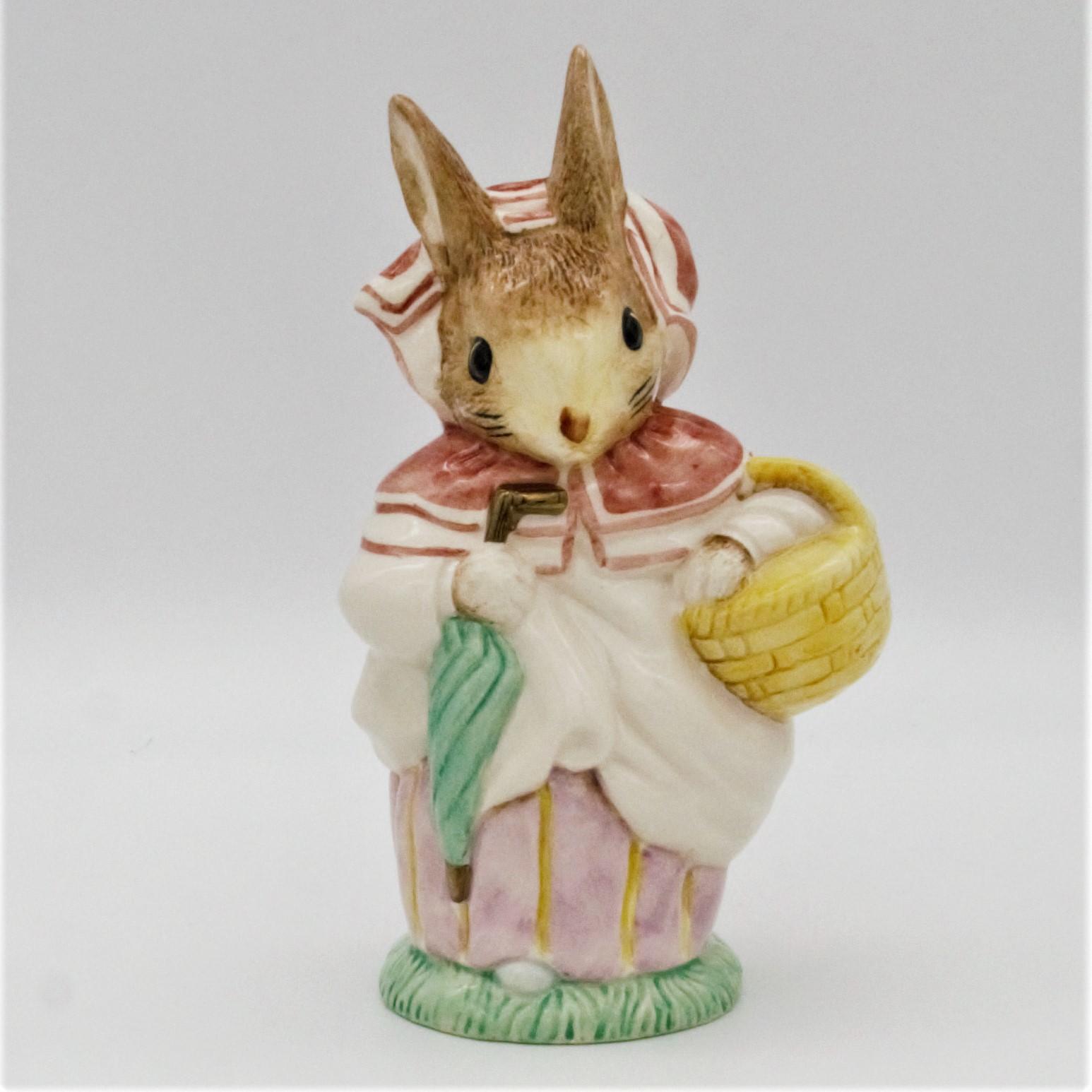 Beswick Beatrix Potter 3398/2 Mrs Rabbit - front
