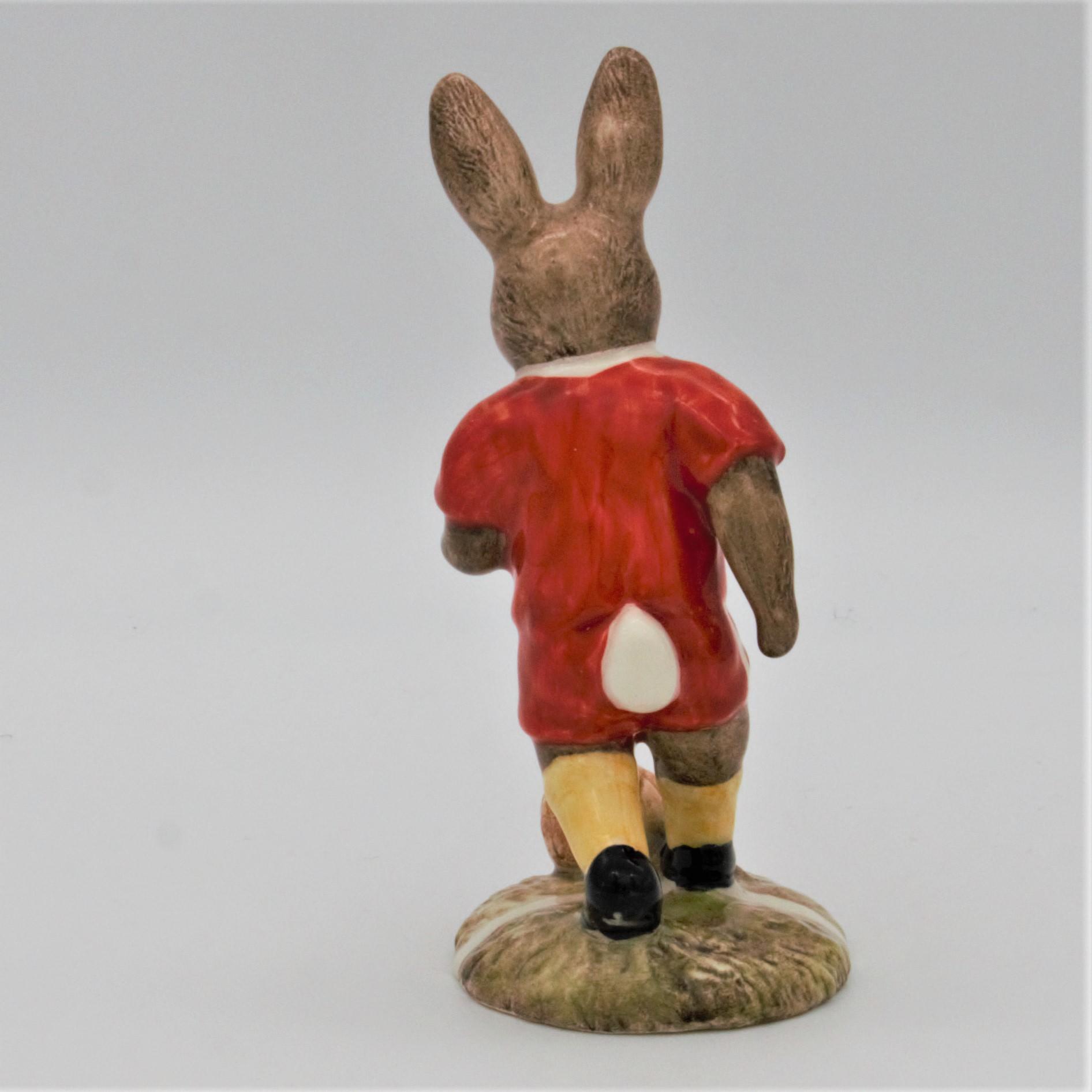 Royal Doulton Bunnykins figure - DB119 Footballer in Red - back