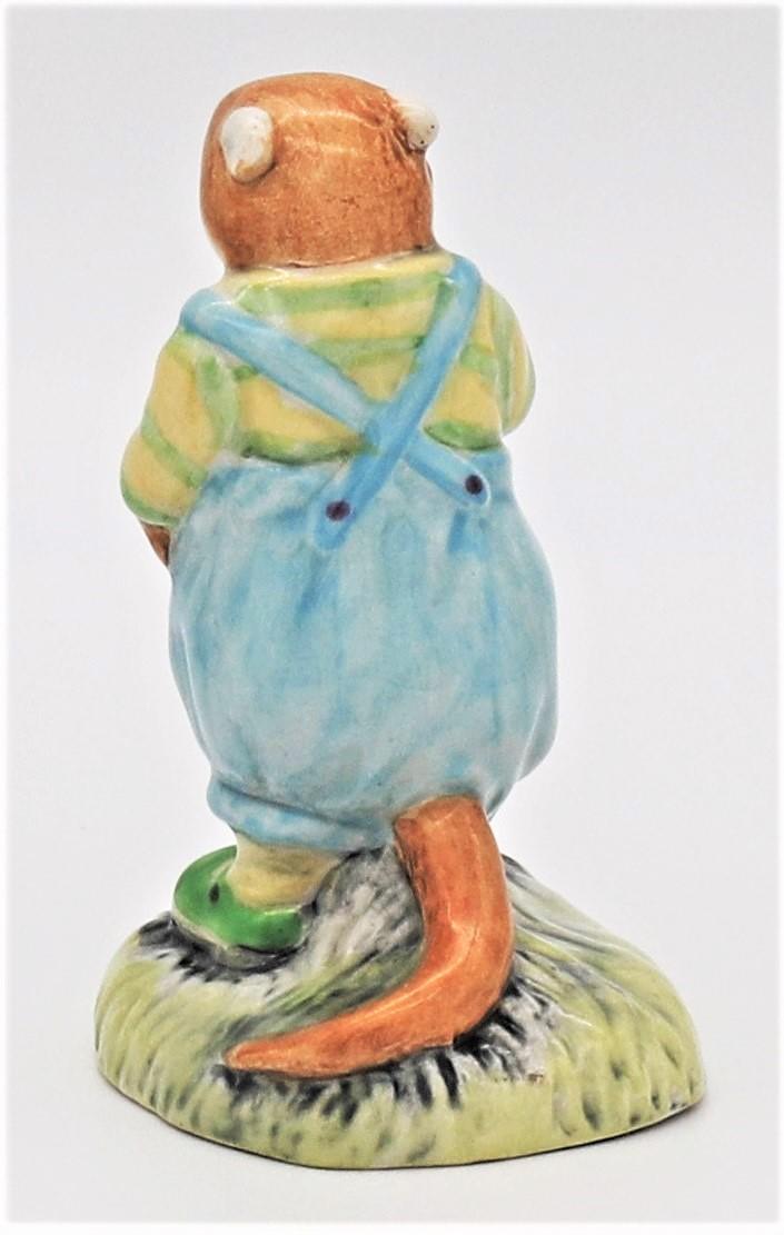 Royal Albert Wind In The Willows figure AW5 Portly Otter back