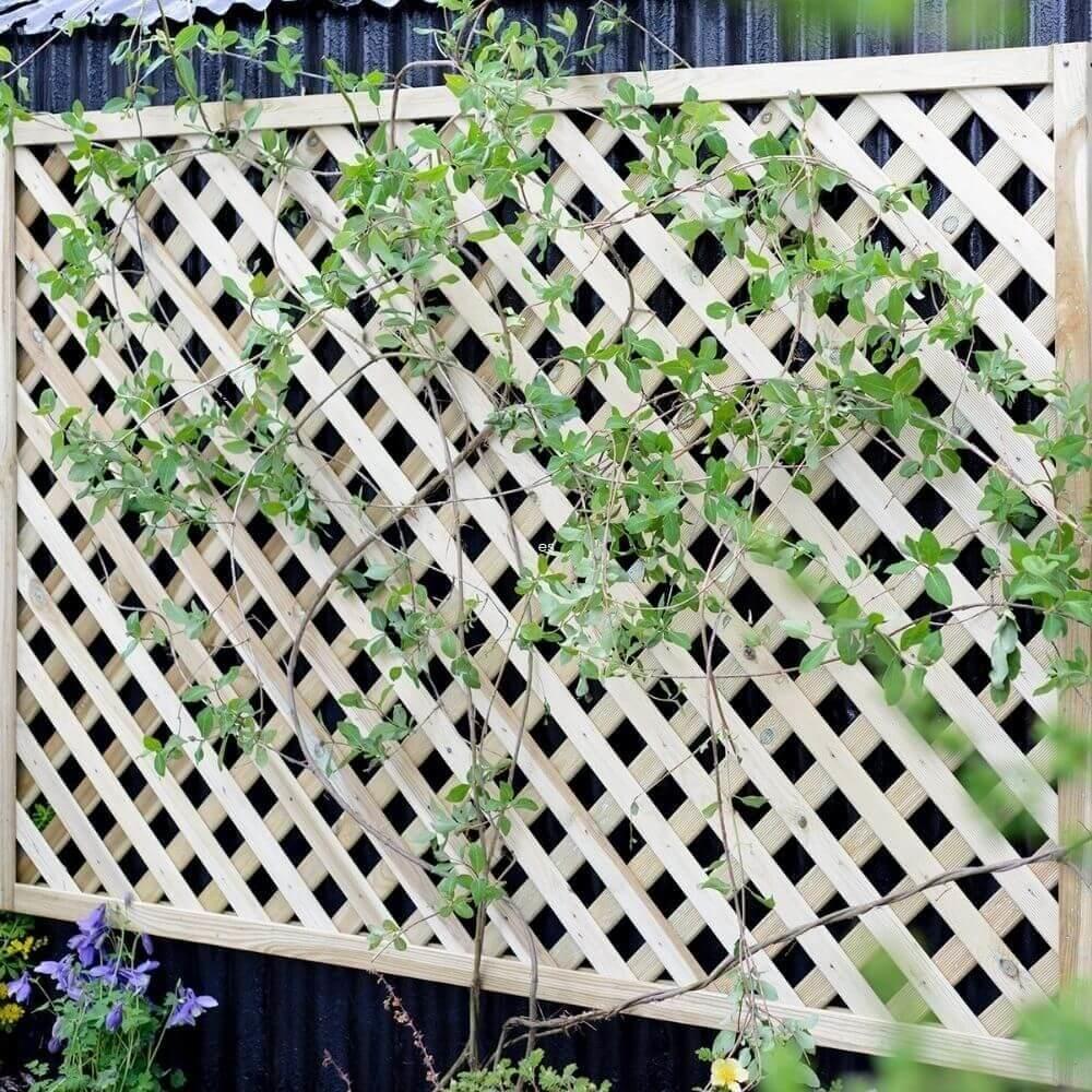 thumbnail image 2 of RazorwireUK Mesh Garden Trellis Panel – Fence Height Extender 192cm X 33cm Silver Metal 2 of 5