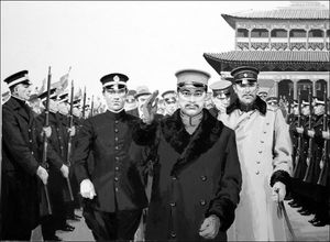 Dr Sun Yat Sen art by John Keay