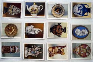 Old Pottery & Porcelain: Set of 30 Cigarette Cards (1934)