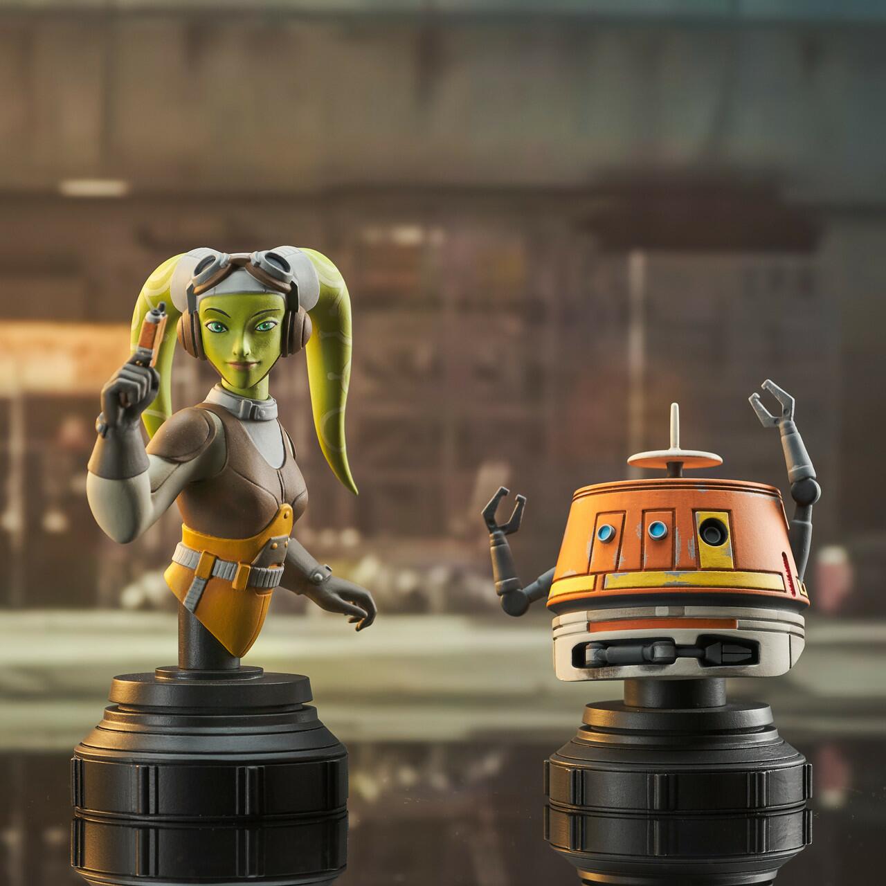Gentle Giant - Star Wars Rebels™ - Hera™ and Chopper™ Mini Bust Set (84427)
