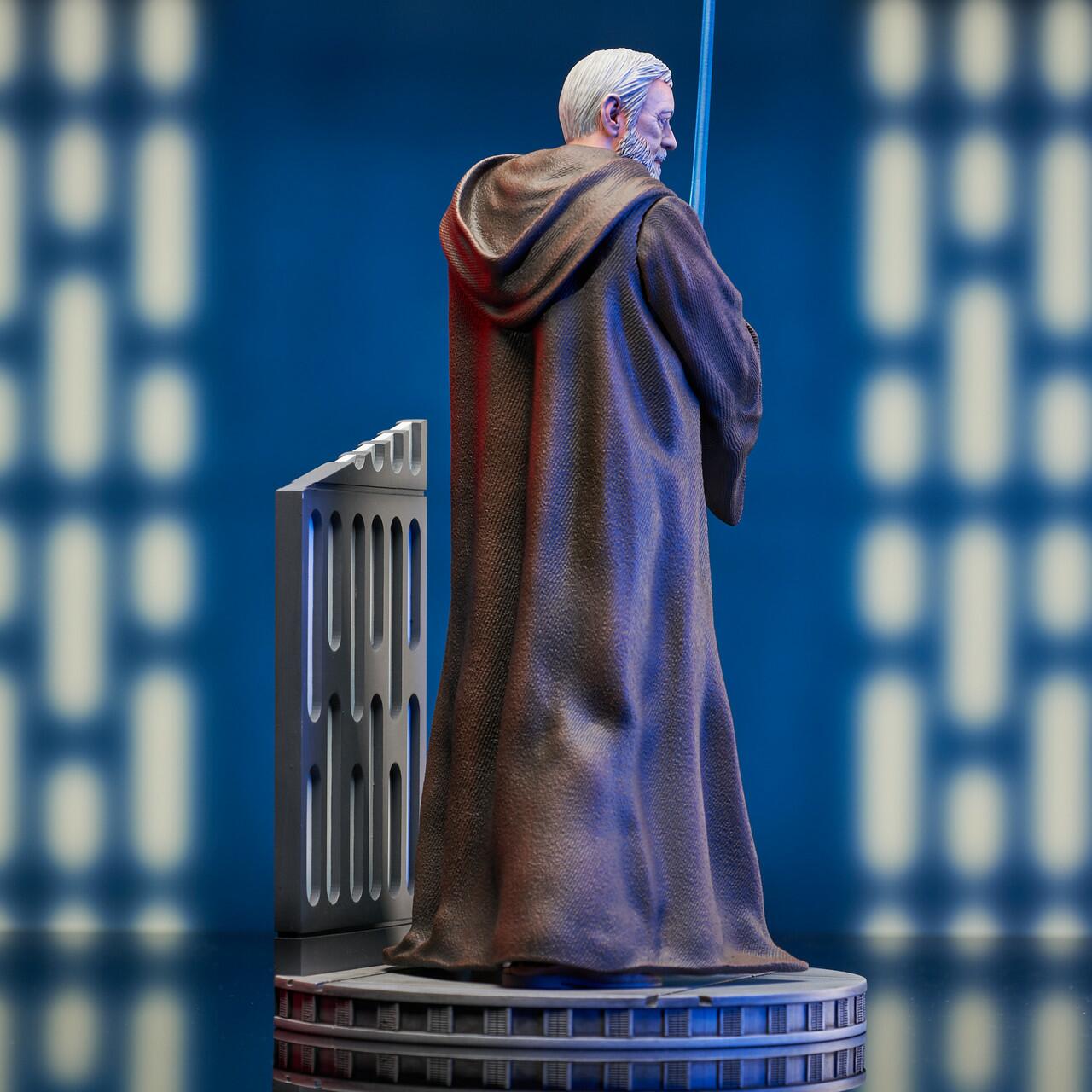 Ben Kenobi™ Milestones Statue © 2023 Gentle Giant Ltd.