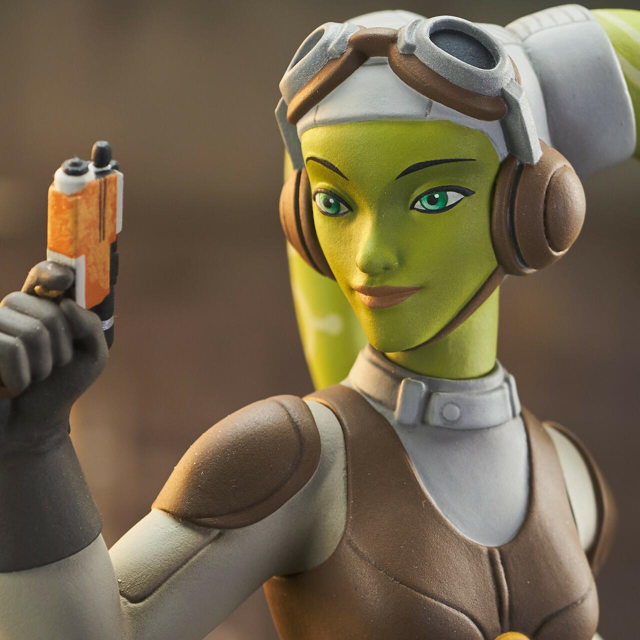 Hera™ and Chopper™ Mini Bust Set © 2023 Gentle Giant Ltd.