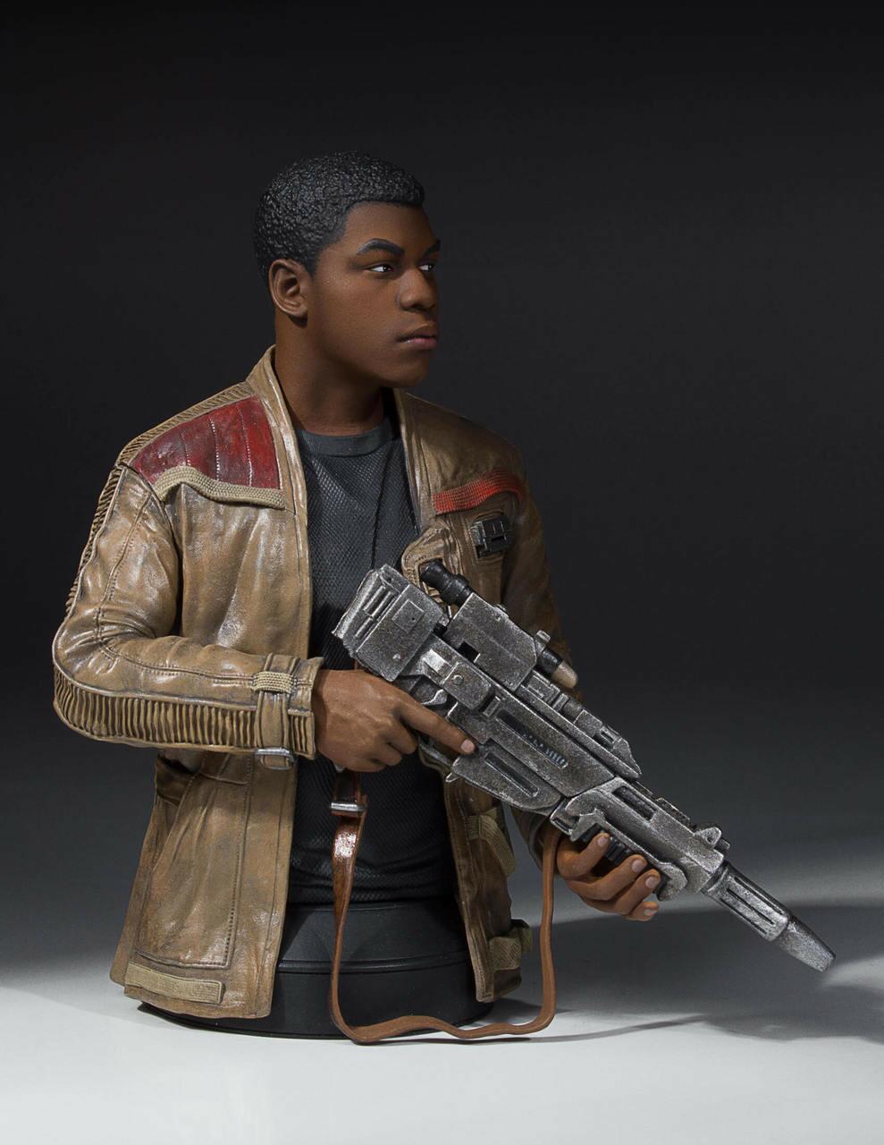 Finn Mini Bust © 2023 Gentle Giant Ltd.