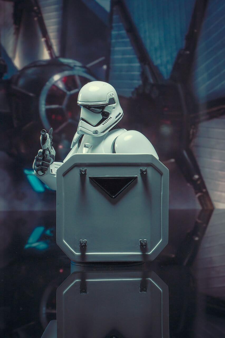 Gentle Giant - Star Wars The Force Awakens™ - First Order Stormtrooper Mini Bust Set (83956)