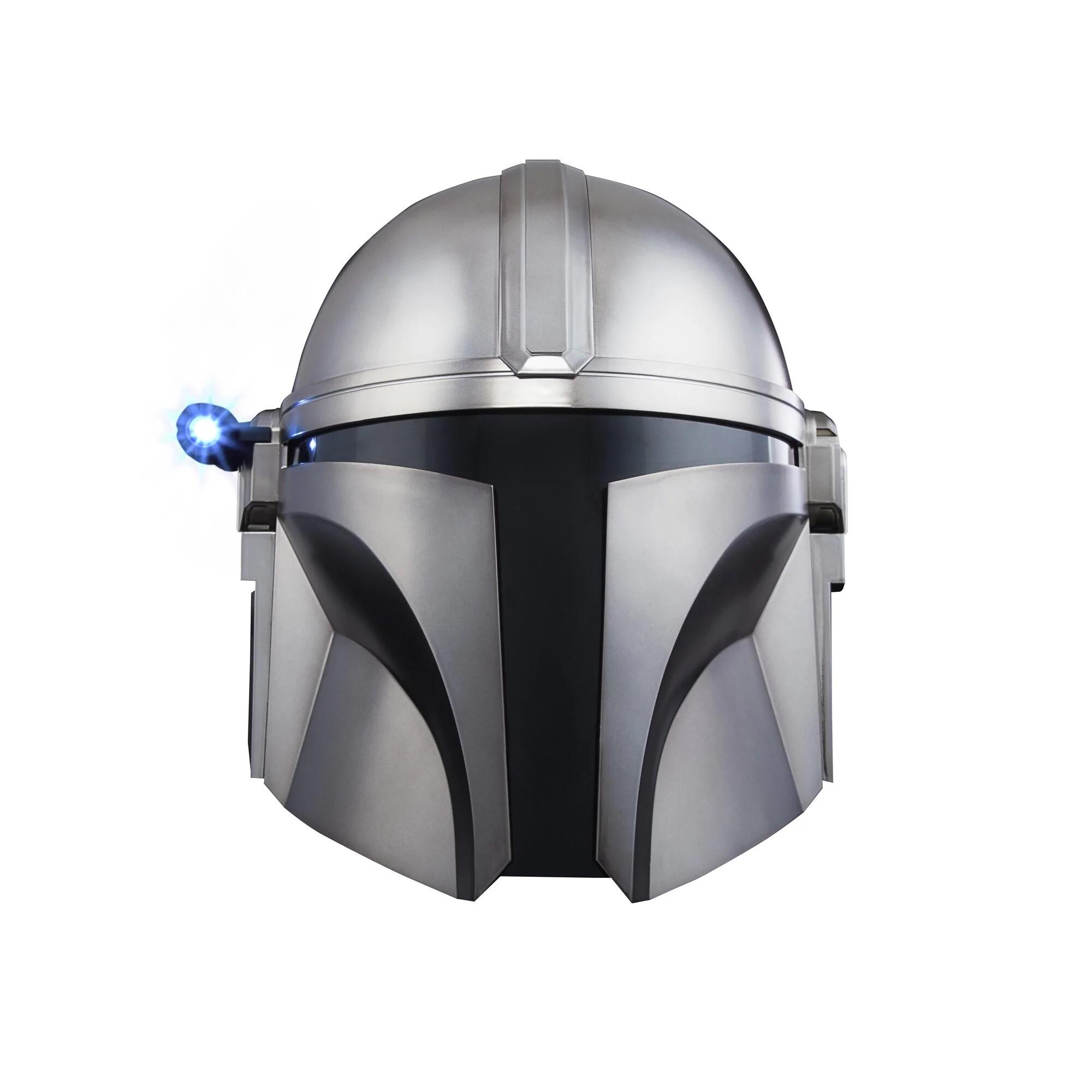 The Mandalorian Electronic Helmet © 2023 Hasbro.