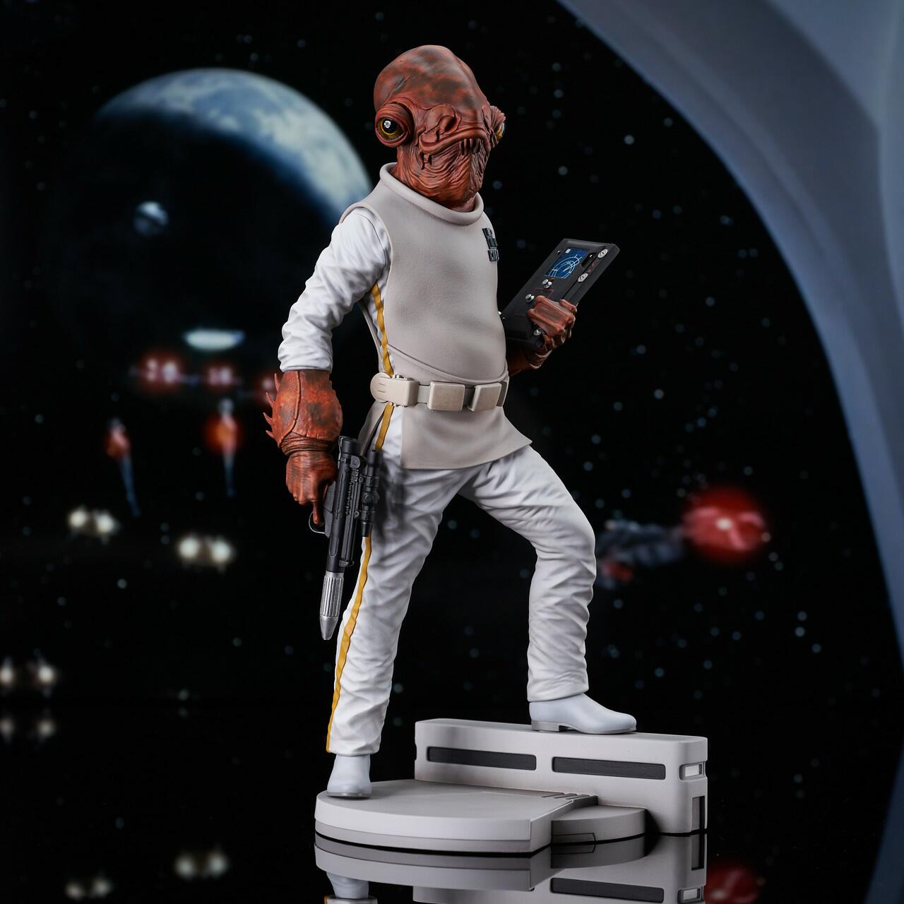 Admiral Ackbar™ Milestones Statue © 2023 Gentle Giant Ltd.