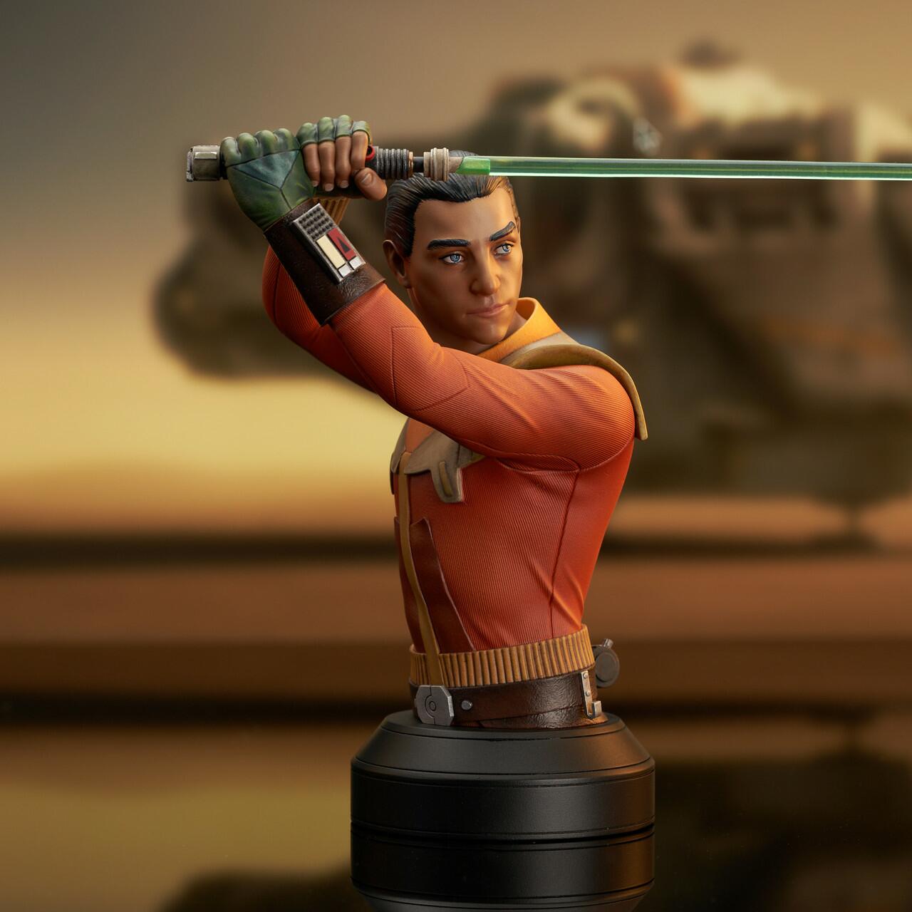 Ezra Bridger Mini Bust © 2023 Gentle Giant Ltd.