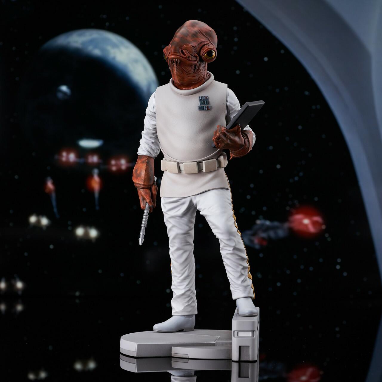 Admiral Ackbar™ Milestones Statue © 2023 Gentle Giant Ltd.