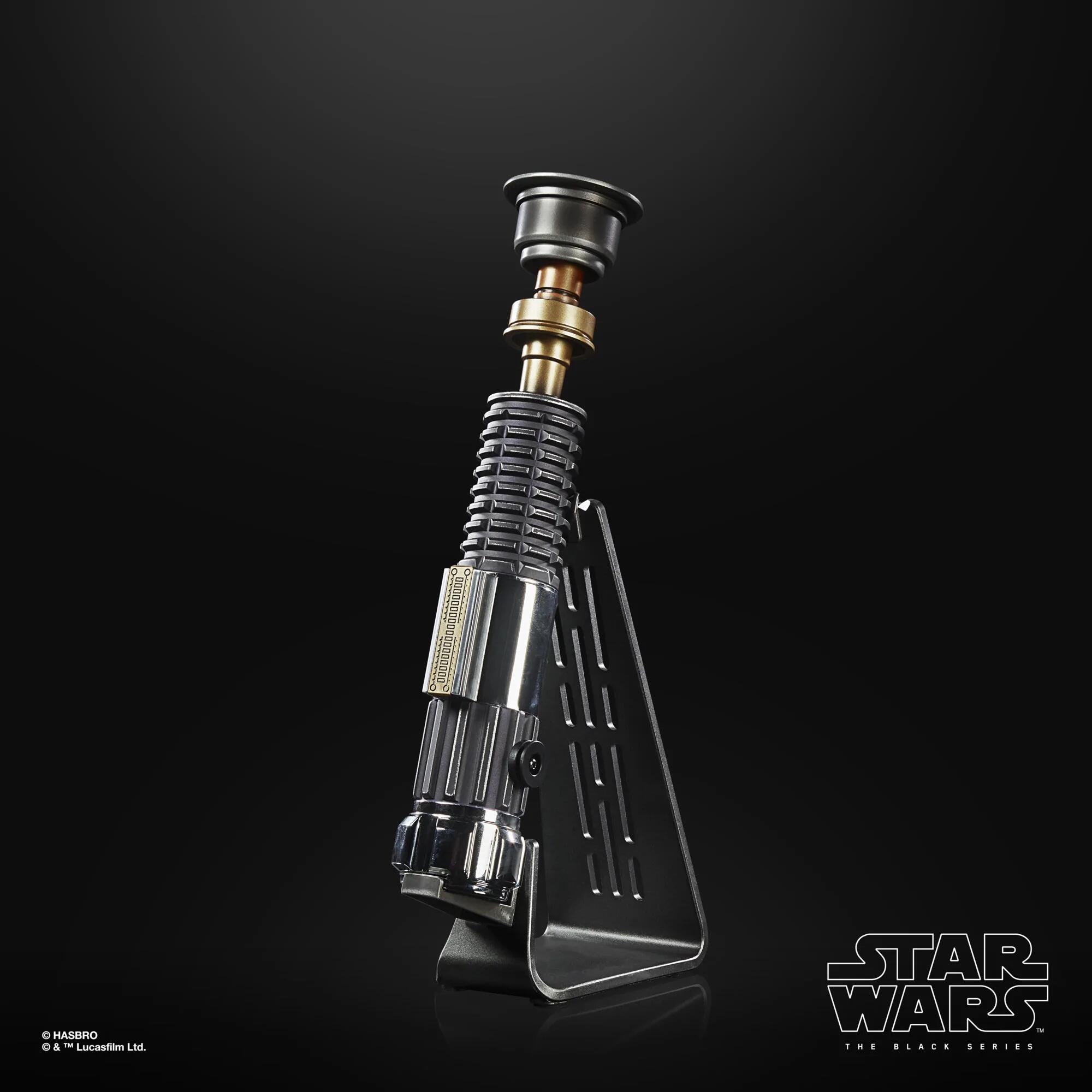 Obi-Wan Kenobi Force FX Elite Lightsaber © 2023 Hasbro.