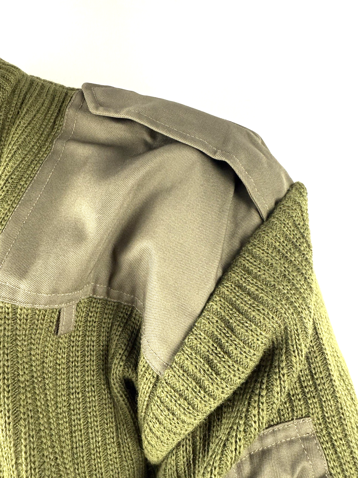 New Genuine Italian Army Issue Commando Green Wool Jumper V Neck L XL