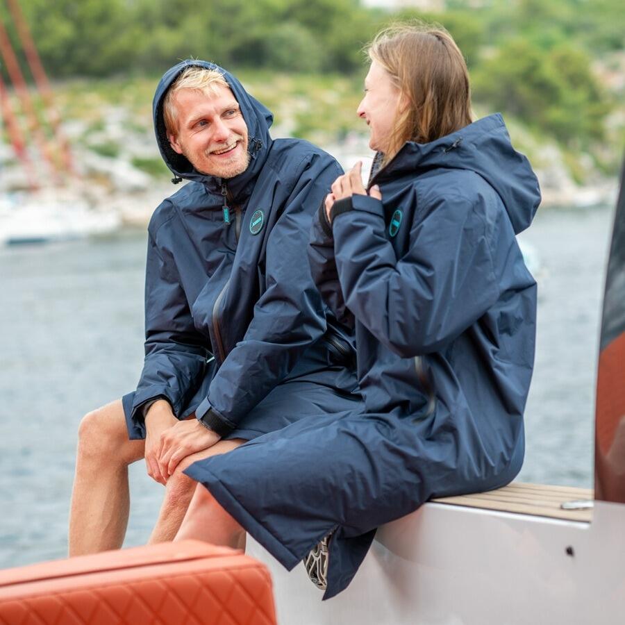 Cheap Surf Style Clothing, Apparel,  Casual Wear, Footwear, Ponchos, Sunglasses, Goggles