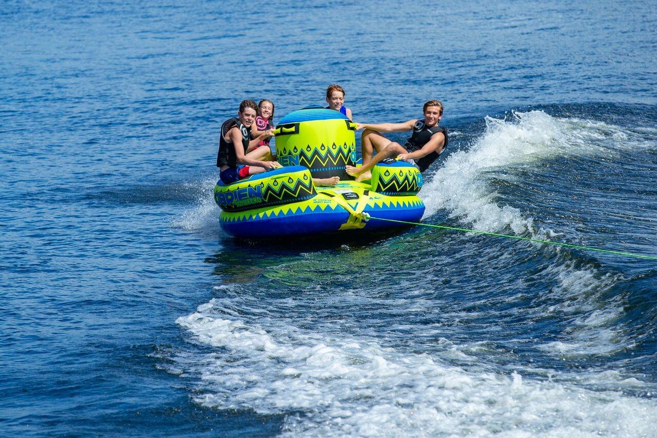 OBrien Sombrero Towable tube