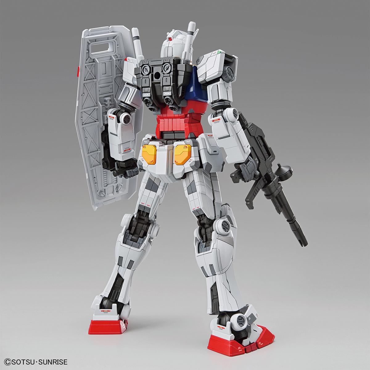 1/100 RX-78F00 Gundam