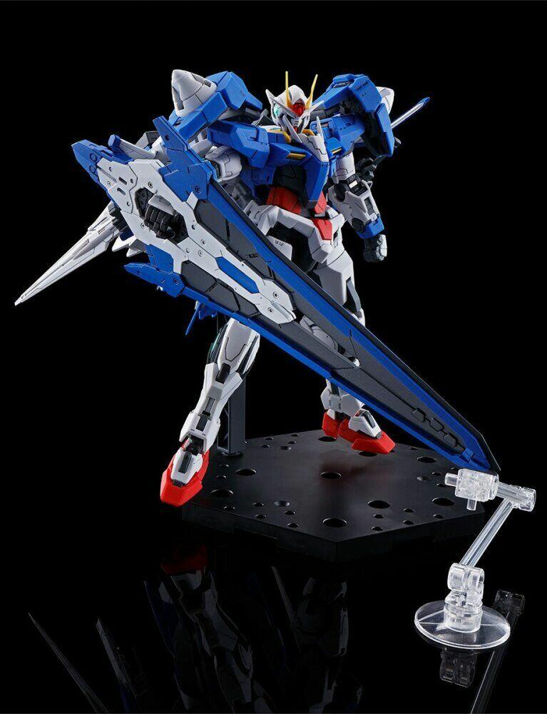 GUNDAM - Model Kit - Real Grade - GN-0000+GNR-010 OO Raiser