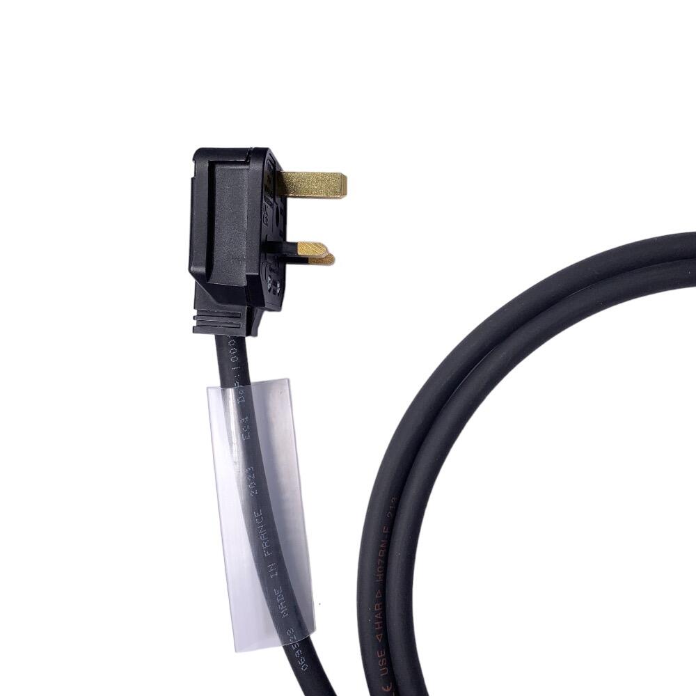 Dynatex 3 Gang UK Extension Lead – 0.5m Cable, White, 240V, 3 Outlets, Fused, Indoor Use