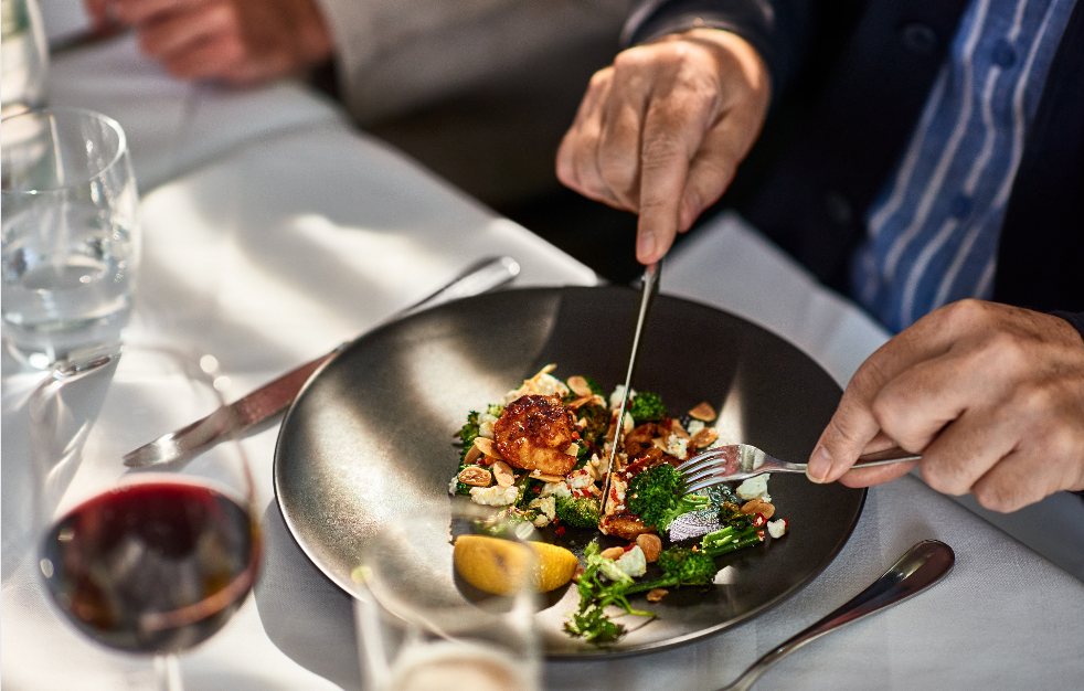 ariston foods serves Restaurants