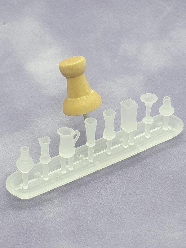 1/48th or 1/24th scale kit for 8 Vases