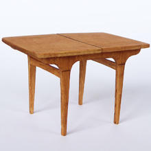1/24th scale 70s Retro Dining Table Kit