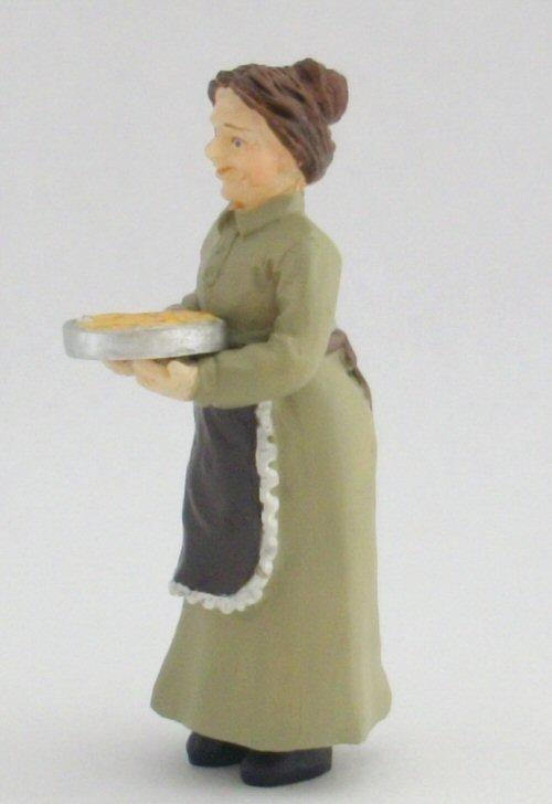 1/24th scale miniature maid with Pie Figure