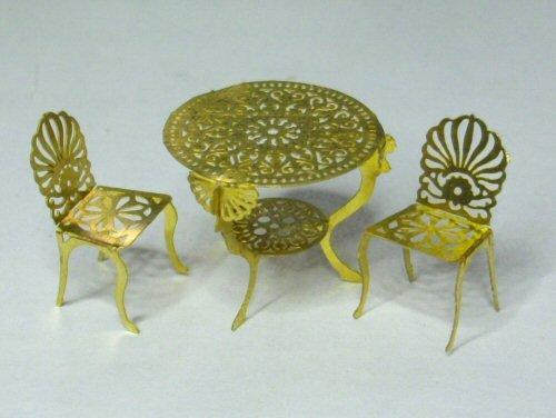 1/48th scale Garden Table and Chairs Kit