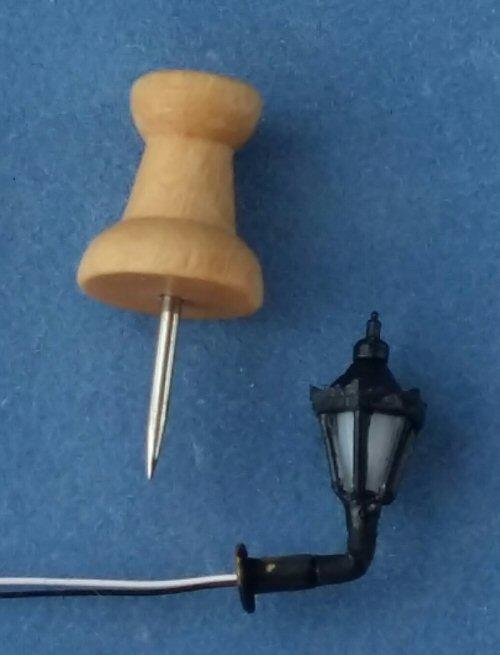 1/48th scale Small Victorian Style Wall Lamp LED
