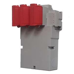 WT Henley - Series 7 Three Phase House Service Cut Out (Combined Neutral & Earth) - Solid Link (Red)