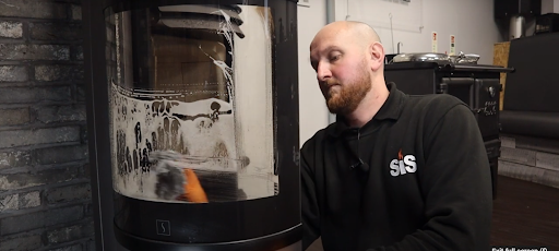Sam from Stove Industry supplies- Cleaning Demo 7