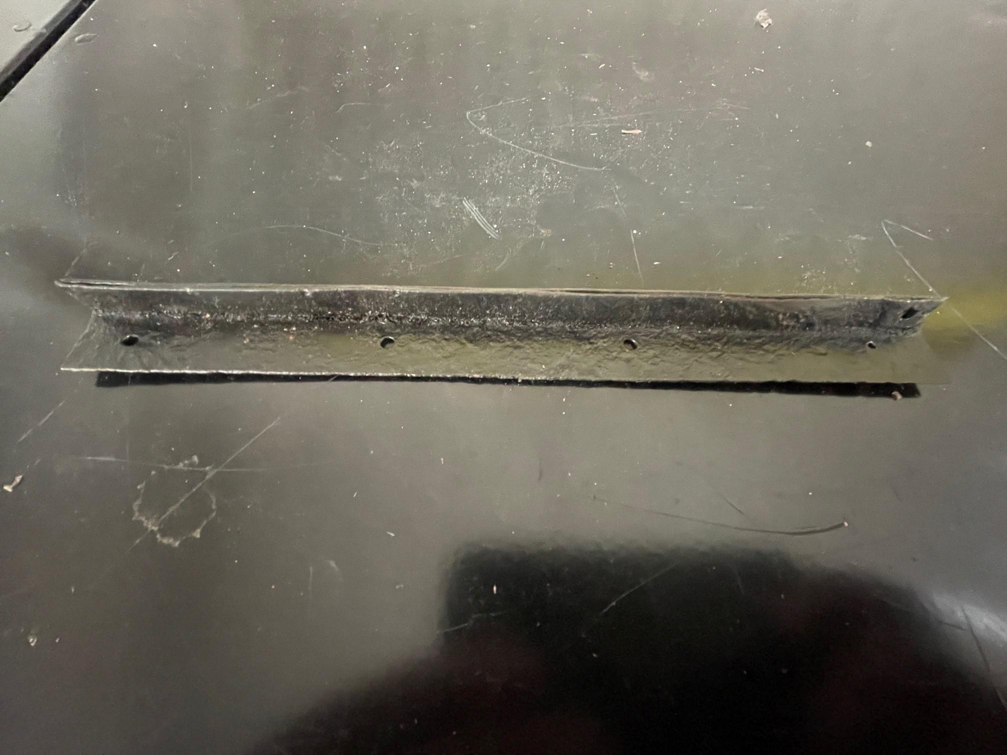 RARE ORIGINAL E-TYPE S2 DHC CANTRAIL SEAL MOUNT (D)